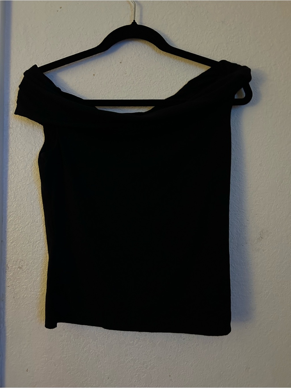 Express Classic Off-Shoulder Black Women’s Top